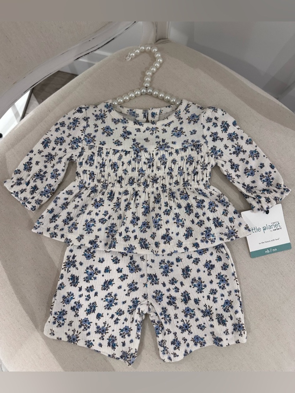 🤍 Newborn Organic Cotton Little Planet Blue Floral Smocked Baby Set NWT
